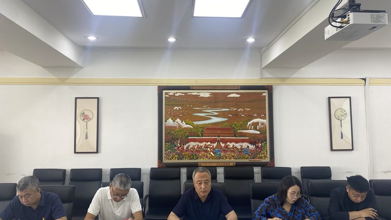 2025年成人学历落户政策解析：机遇与挑战并存